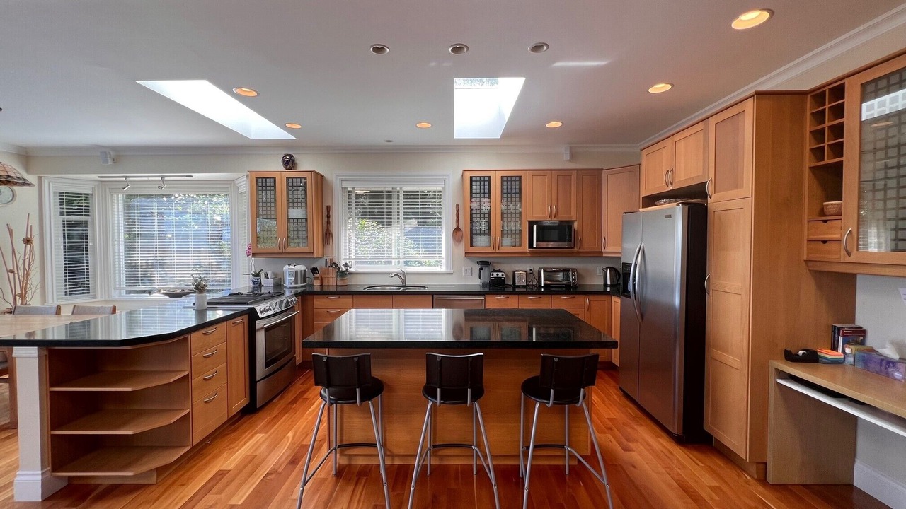 Photo of Kitchen in Point Roberts
