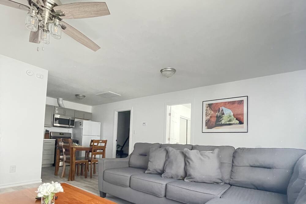 Photo of Livingroom in Rose Park
