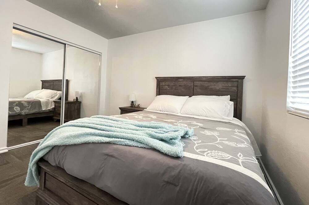 Photo of Bedroom in Rose Park