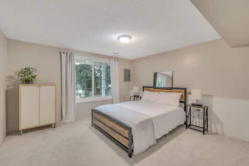 Photo of Bedroom in East Renton Highlands
