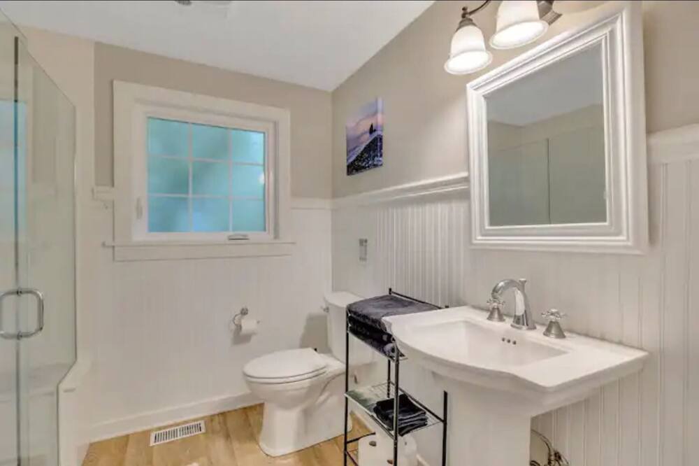 Photo of Bedroom in East Renton Highlands