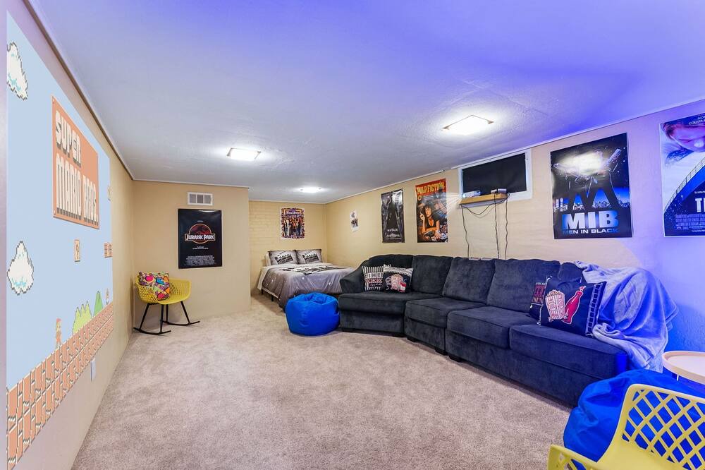 Photo of Livingroom in North End