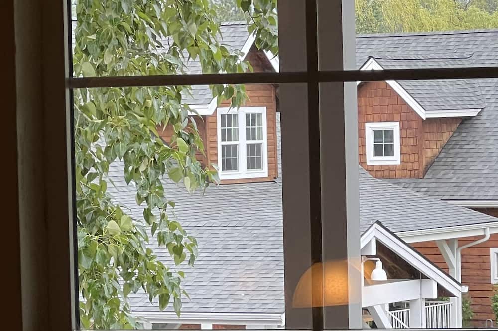 Photo of Bedroom in Dover Bay