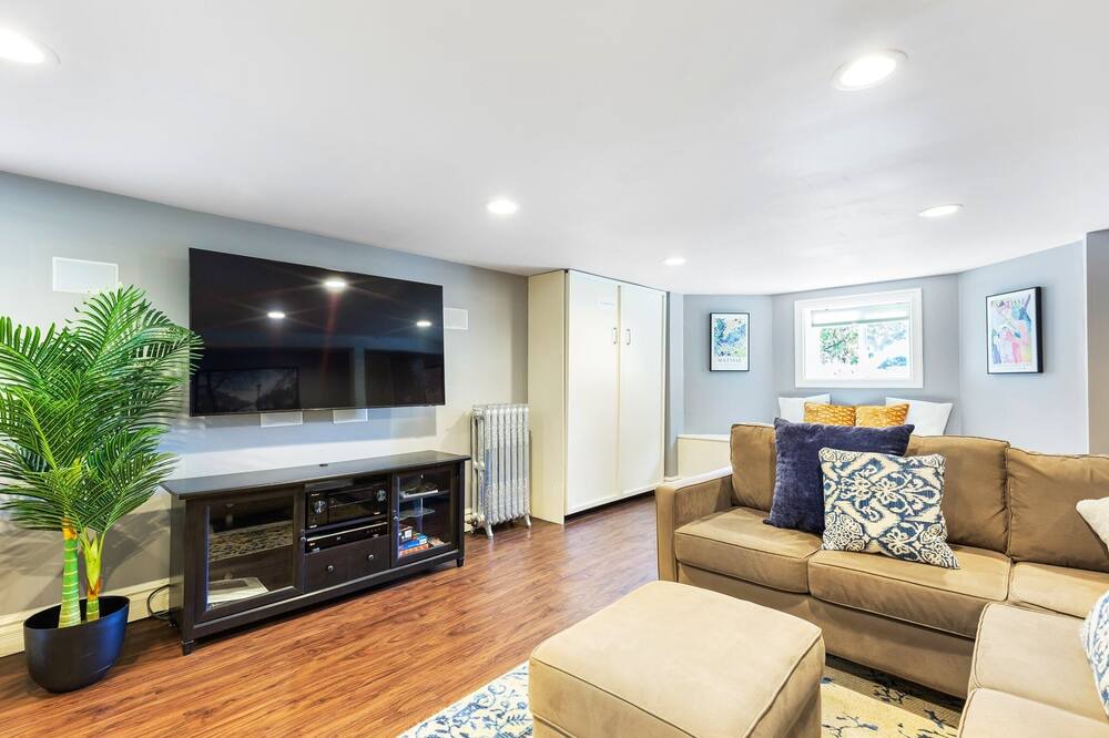Photo of Livingroom in King