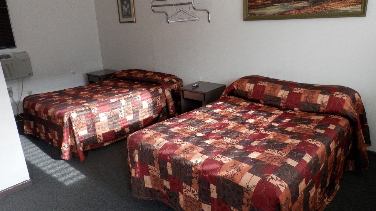 Photo of Bedroom in Kellogg