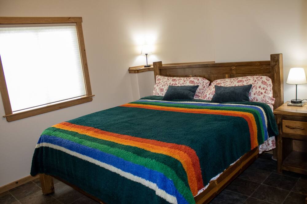 Photo of Bedroom in Rexford
