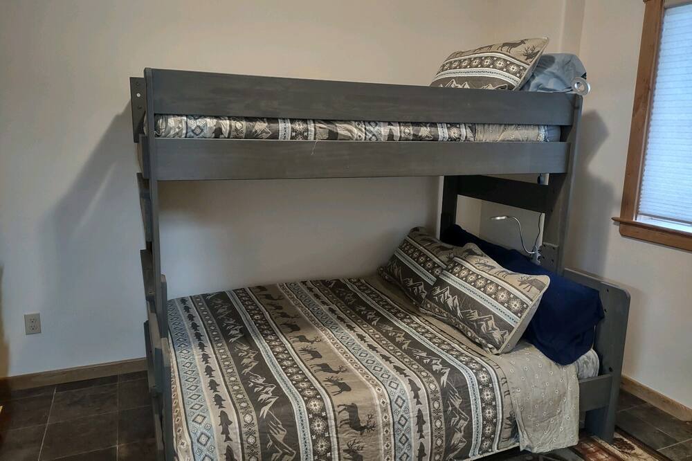 Photo of Bedroom in Rexford