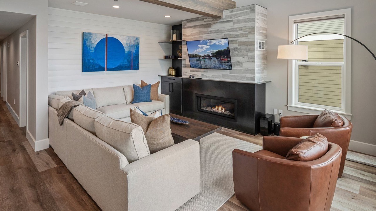 Photo of Livingroom in Sandpoint