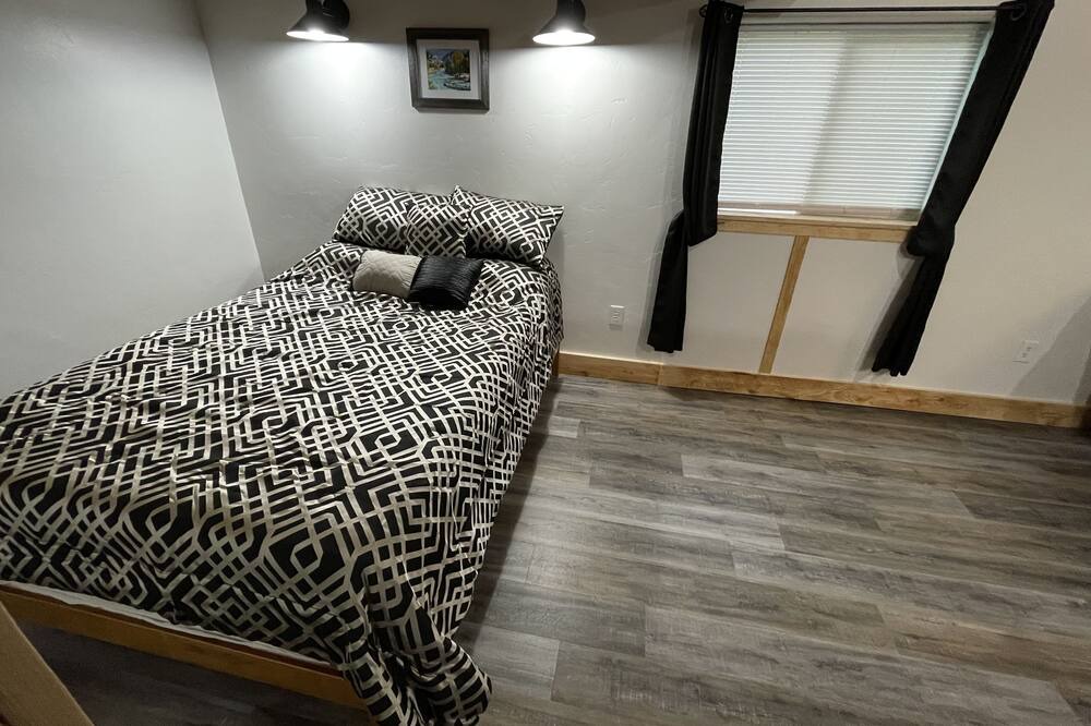 Photo of Bedroom in Parker