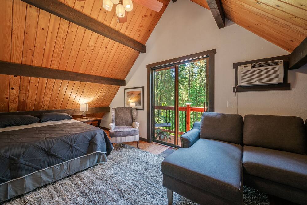 Photo of Bedroom in Coeur d'Alene
