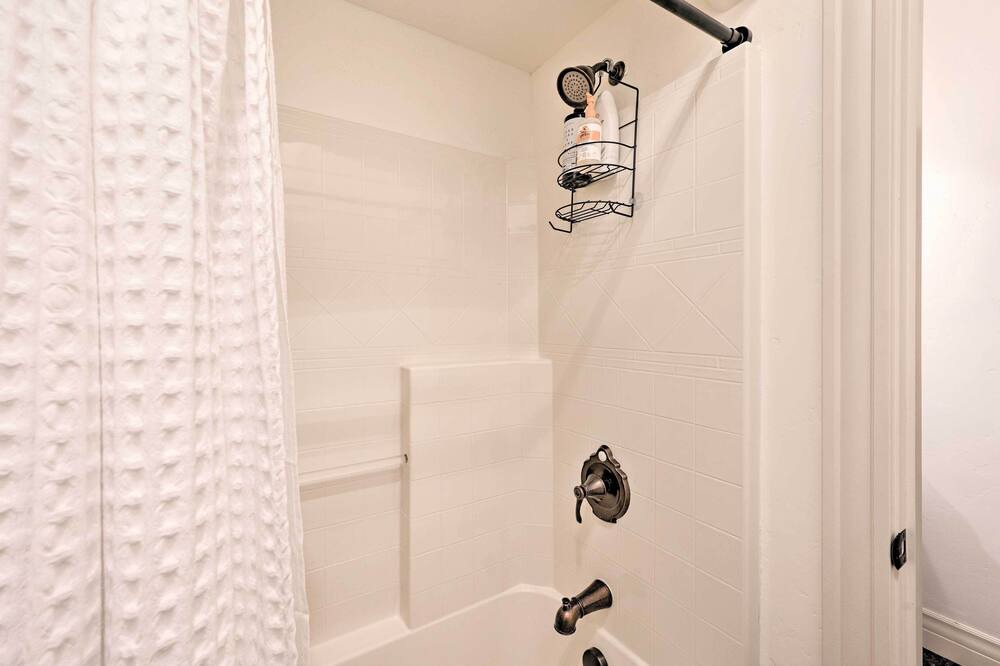 Photo of Bathroom in Eagle