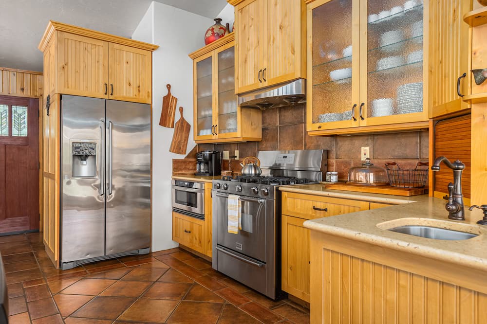 Photo of Kitchen in Anatone
