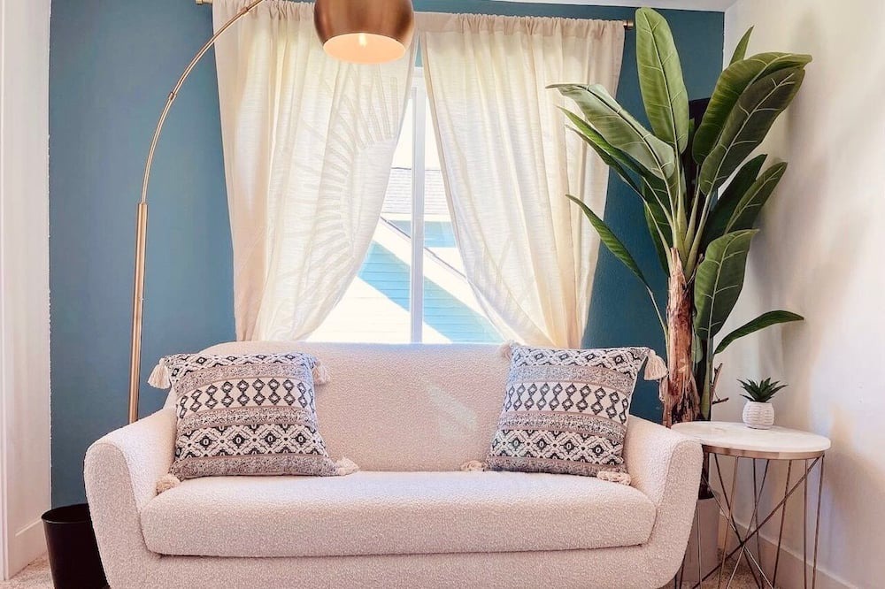 Photo of Livingroom in Central Tacoma
