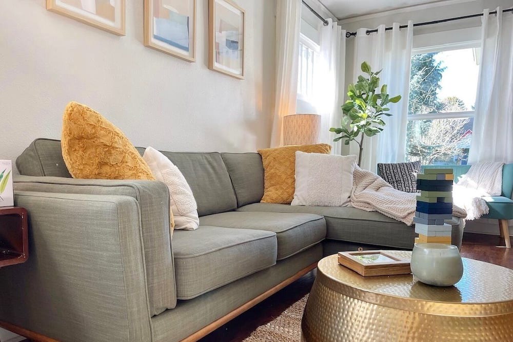 Photo of Livingroom in Central Tacoma