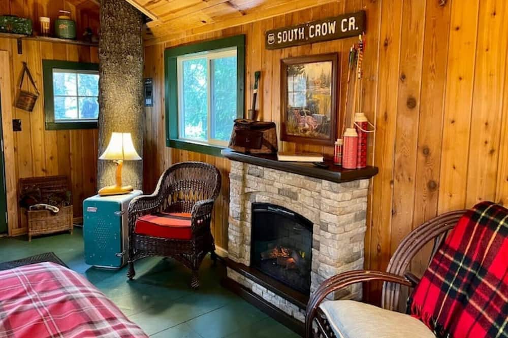 Photo of Livingroom in Mead