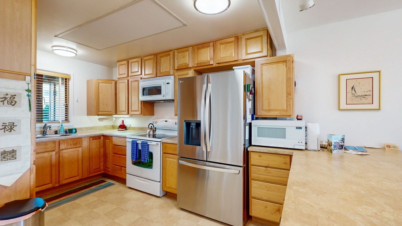 Photo of Kitchen in Port Ludlow