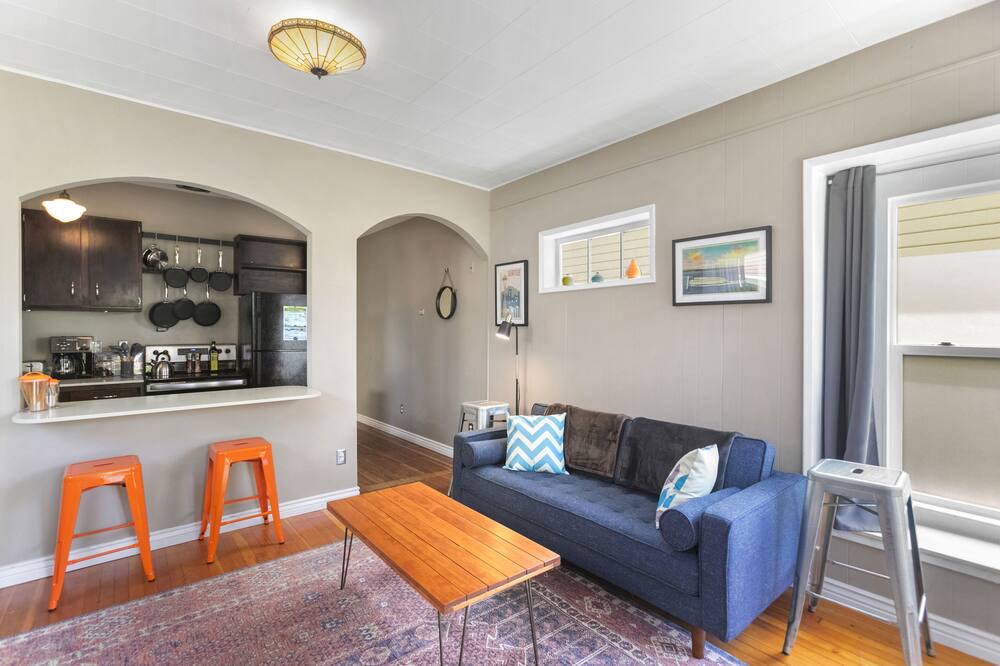 Photo of Livingroom in Ballard