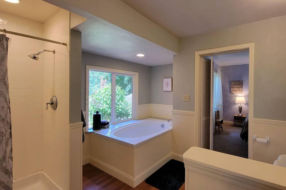 Photo of Bathroom in Gold Hill