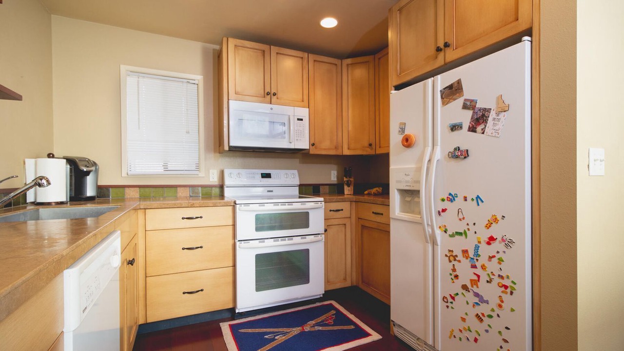 Photo of Kitchen in Elkhorn Village