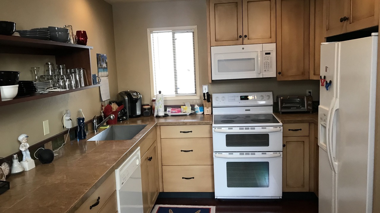 Photo of Kitchen in Elkhorn Village