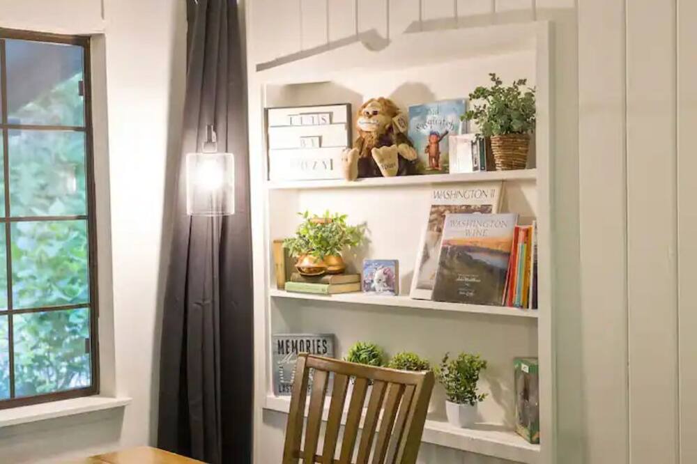Photo of Bedroom in Hoodsport