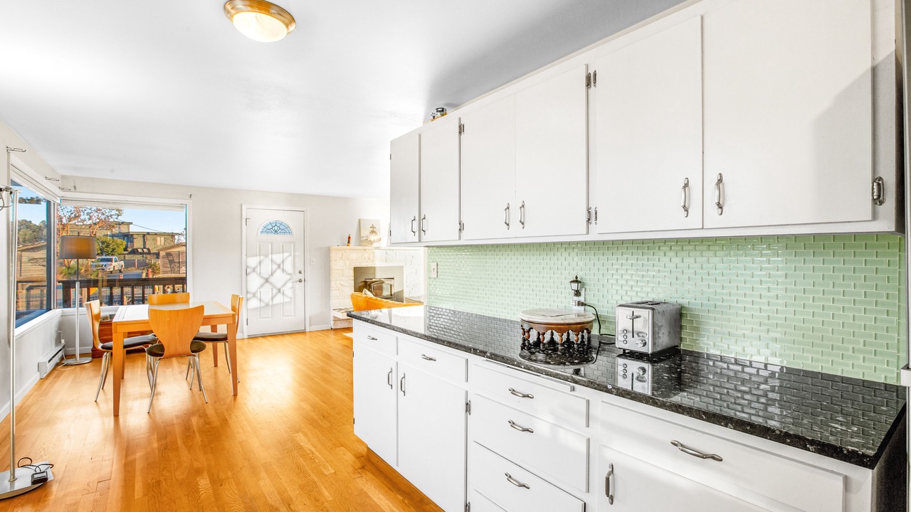 Photo of Kitchen in Rollingbay