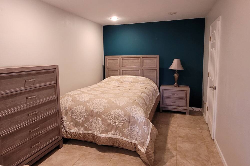 Photo of Bedroom in Diamond Point