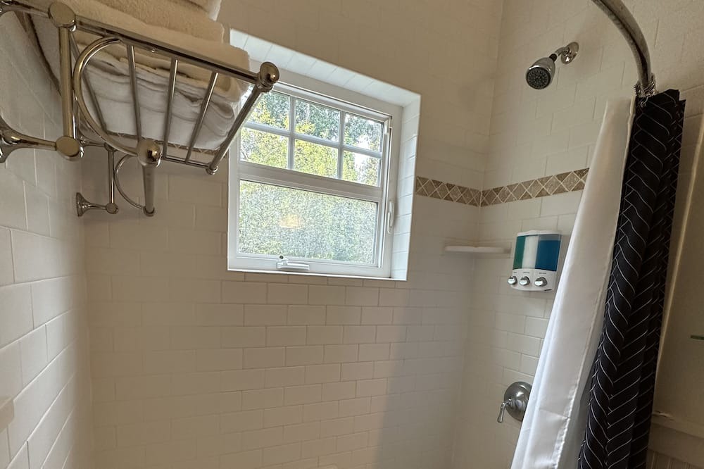Photo of Bathroom in Bainbridge Island