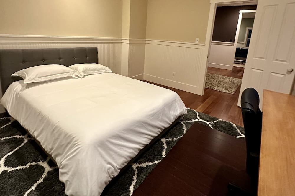 Photo of Bedroom in Bainbridge Island