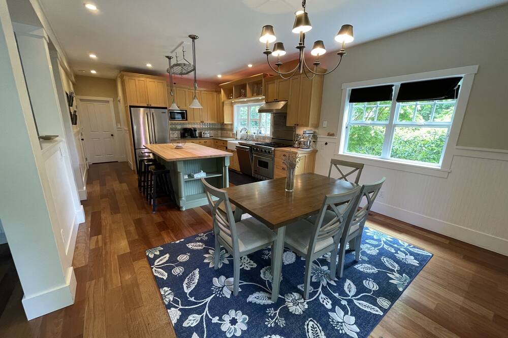 Photo of Kitchen in Bainbridge Island