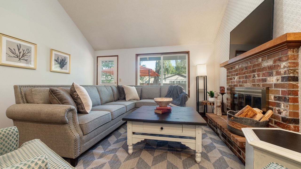 Photo of Livingroom in Beaverton