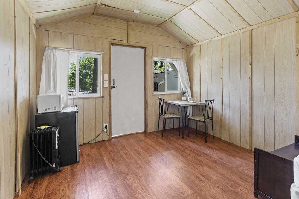 Photo of Bedroom in Worley