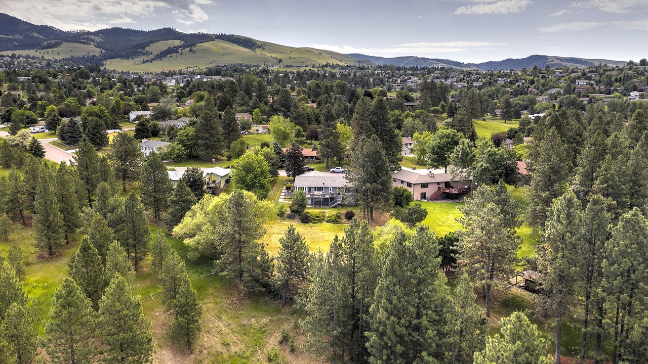 Photo of Outdoor in Miller Creek