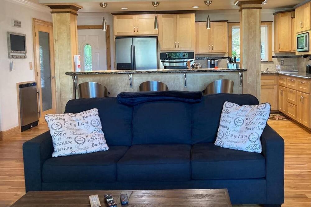Photo of Livingroom in Grants Pass
