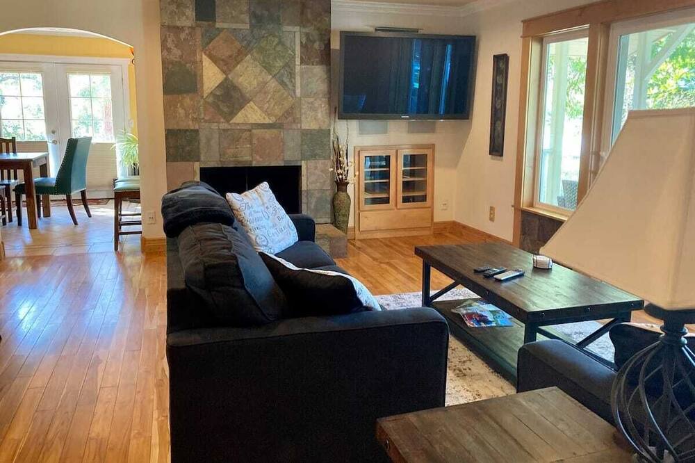 Photo of Livingroom in Grants Pass
