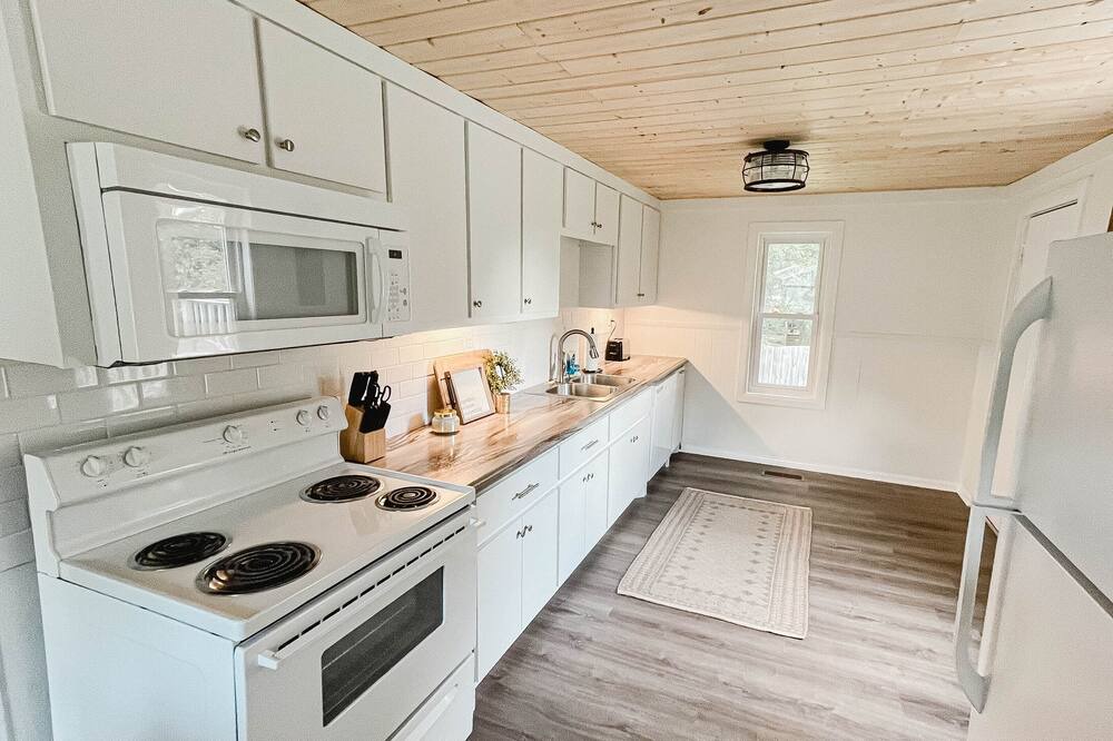 Photo of Kitchen in Muscle Shoals