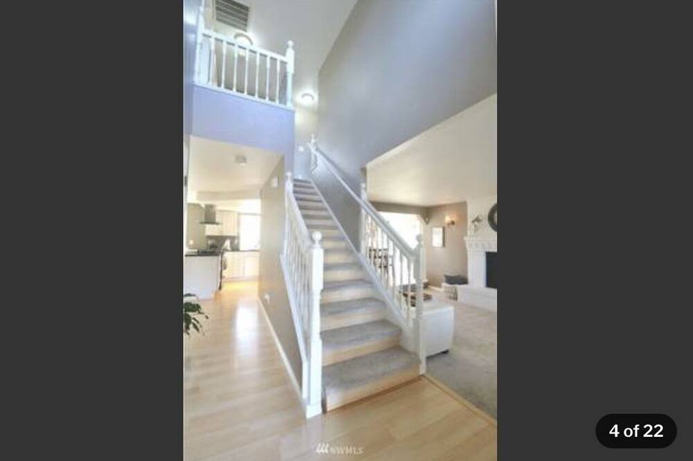 Photo of Bedroom in Puyallup