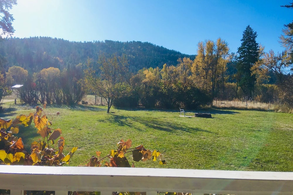 Photo of Patio Balcony in Curlew
