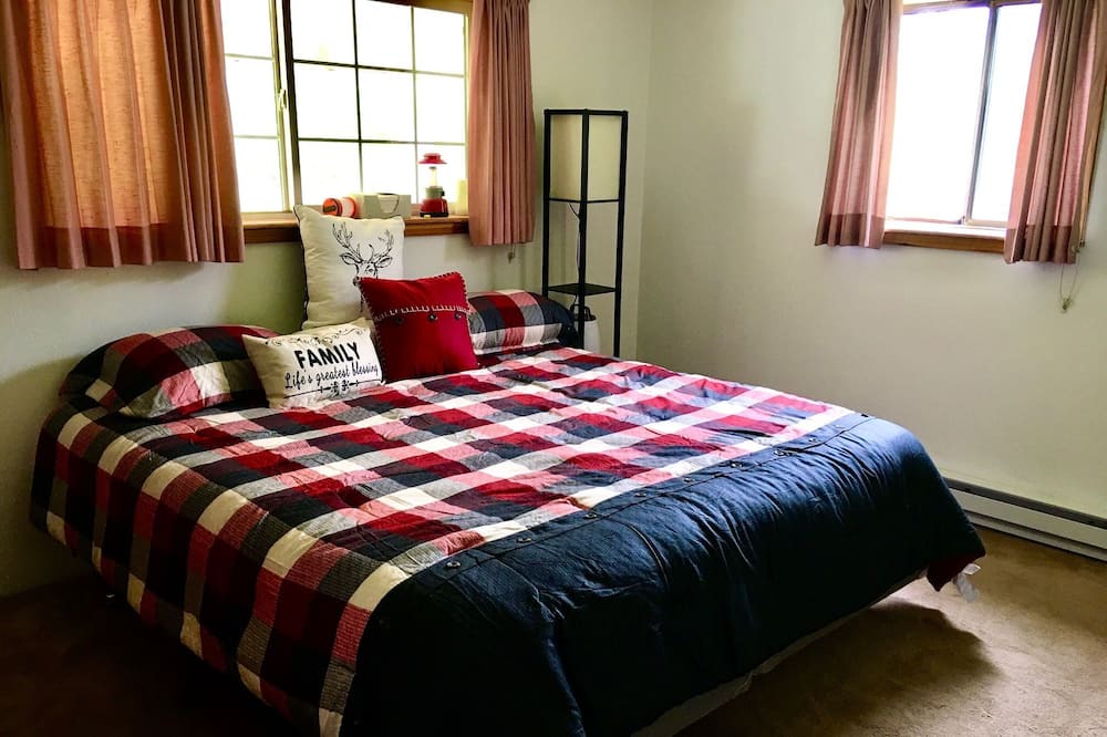 Photo of Bedroom in Curlew