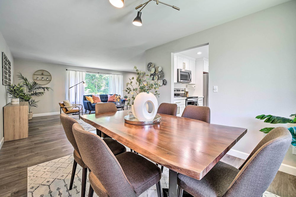 Photo of Kitchen in University Place
