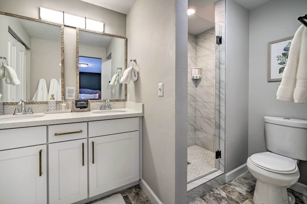 Photo of Bathroom in University Place
