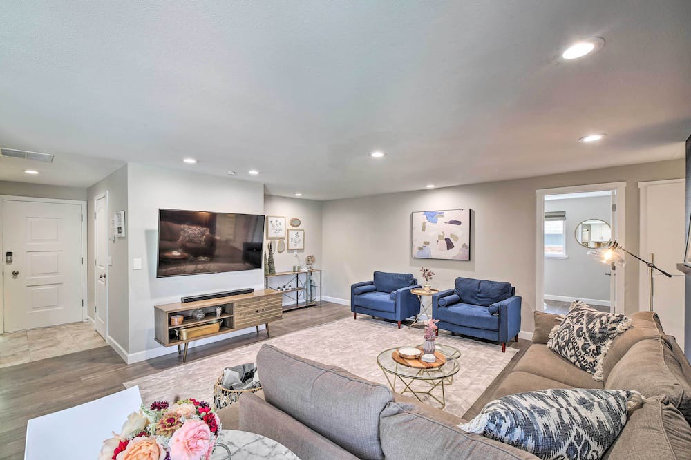 Photo of Bedroom in University Place