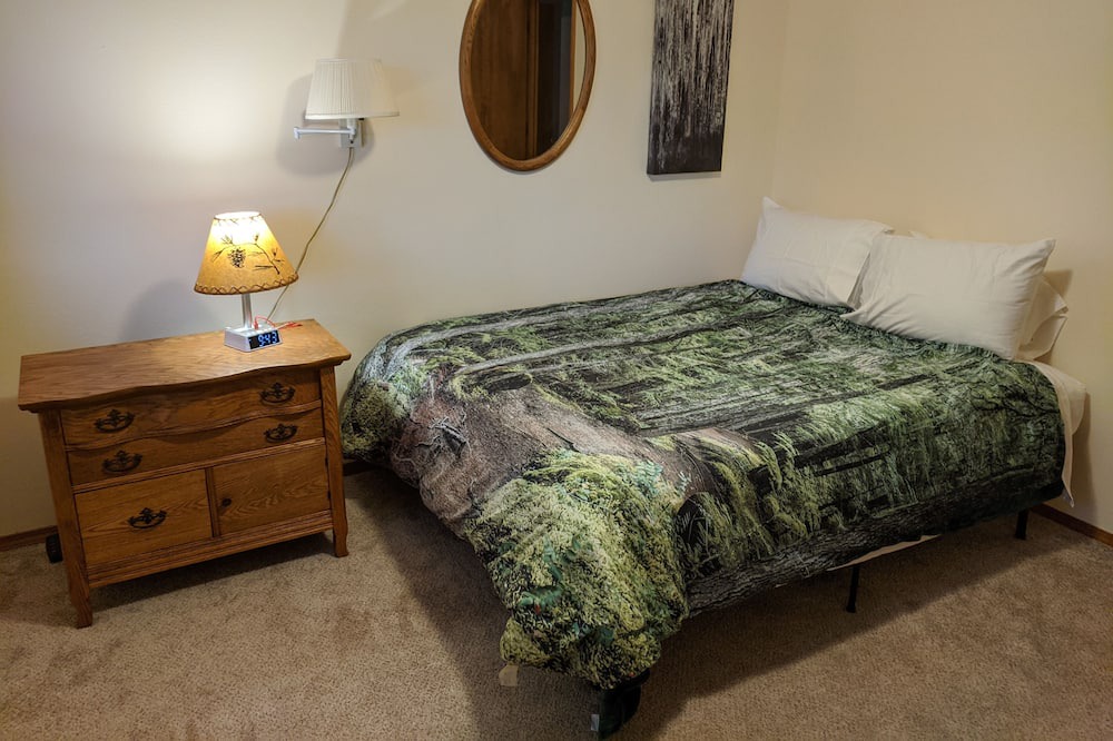 Photo of Bedroom in Sedro-Woolley
