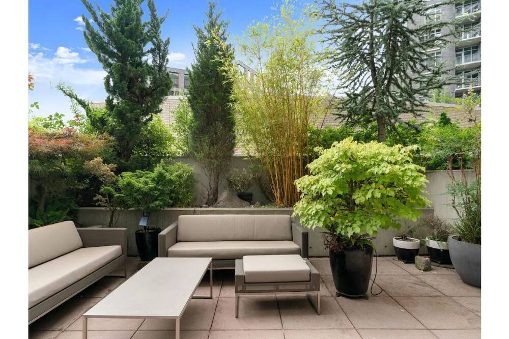Photo of Patio Balcony in Pearl District