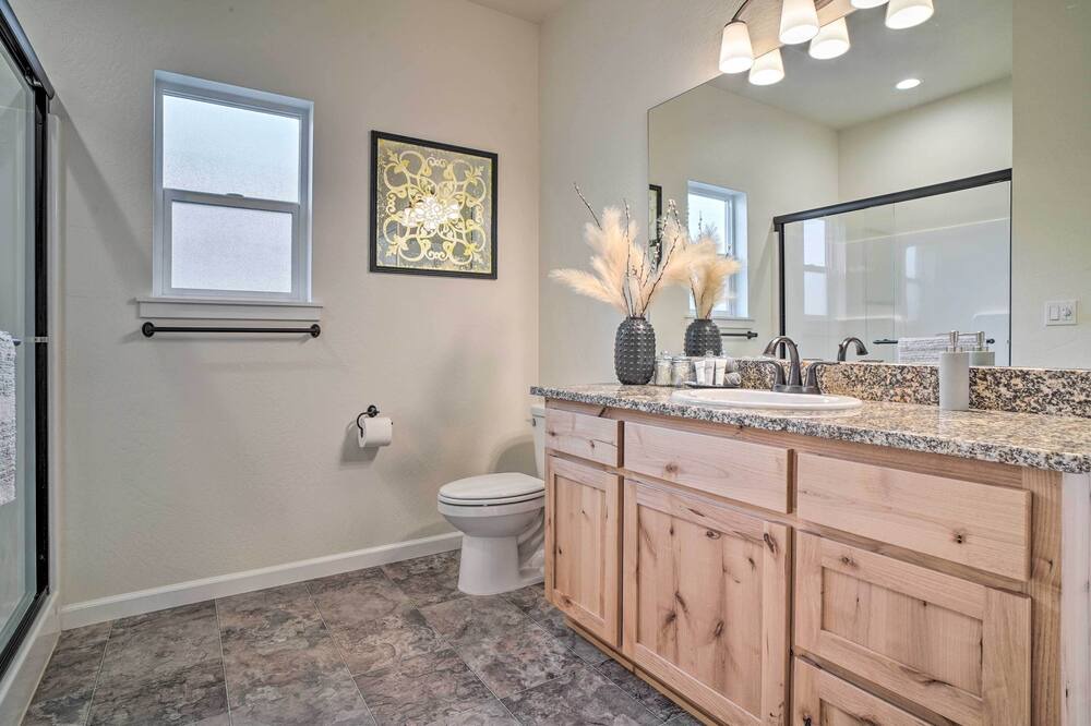 Photo of Bathroom in Grants Pass