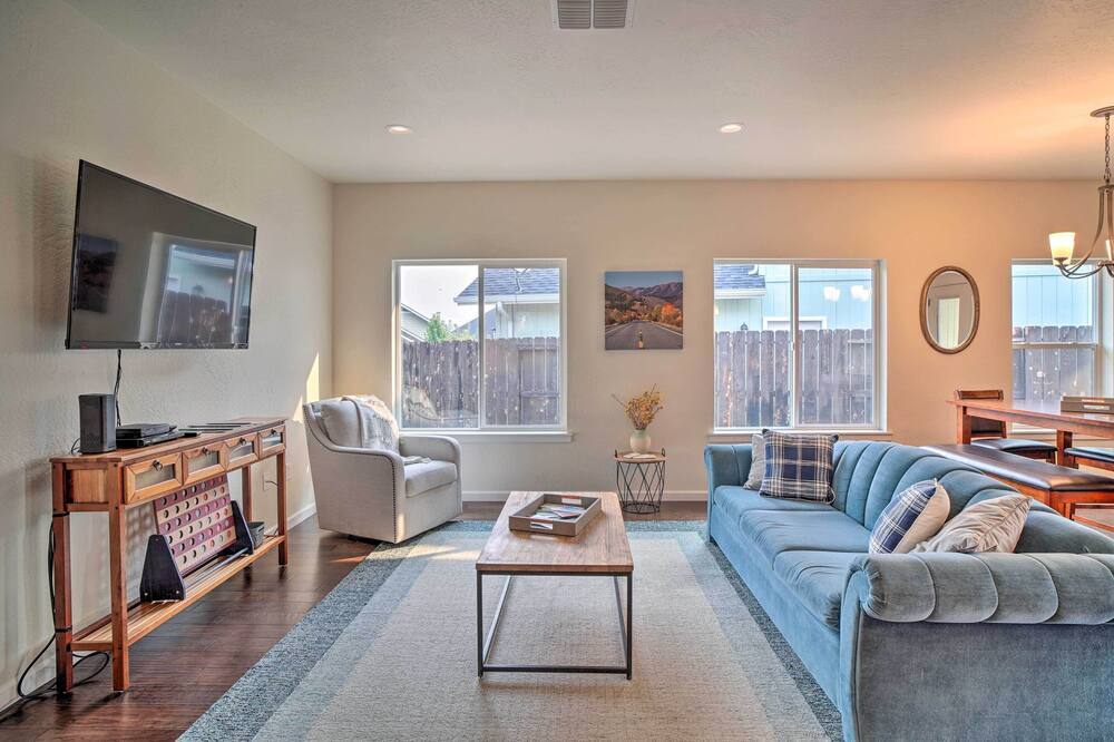 Photo of Bedroom in Grants Pass