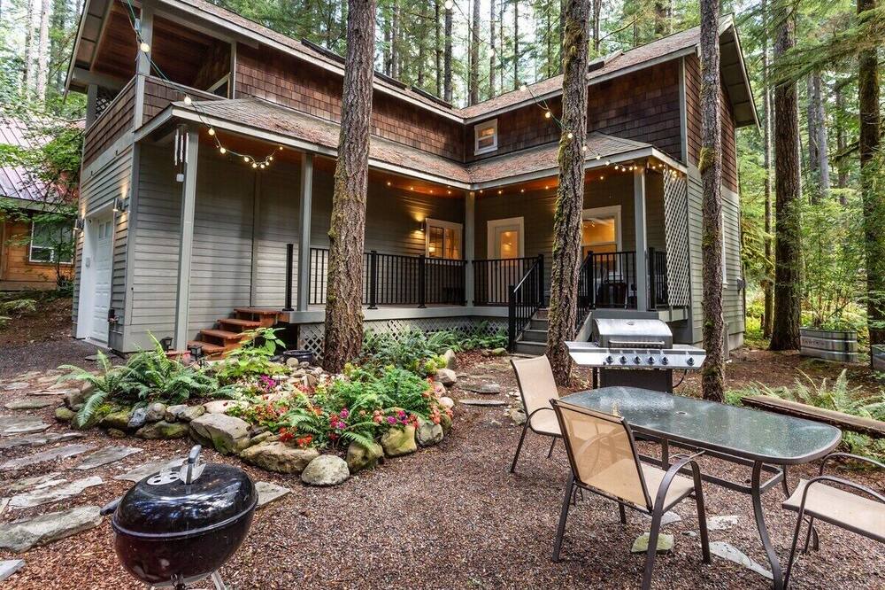 Photo of Outdoor in Warnick
