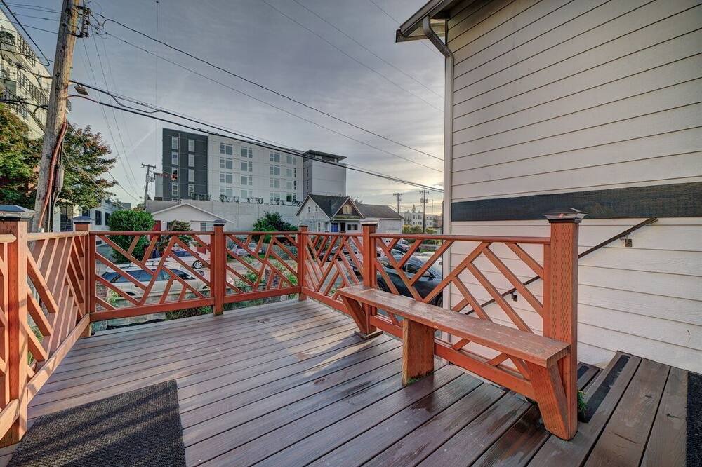 Photo of Outdoor in Greenwood