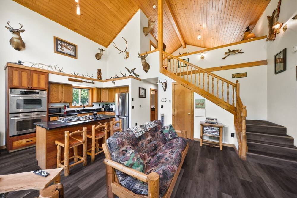 Photo of Bedroom in Lewis County