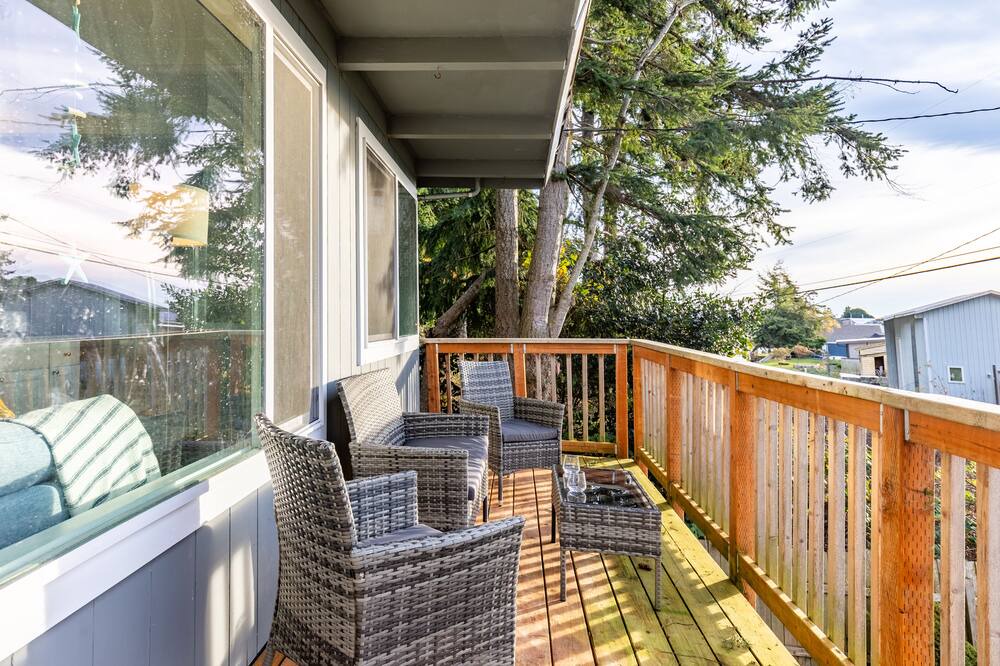 Photo of Patio Balcony in Lagoon Point